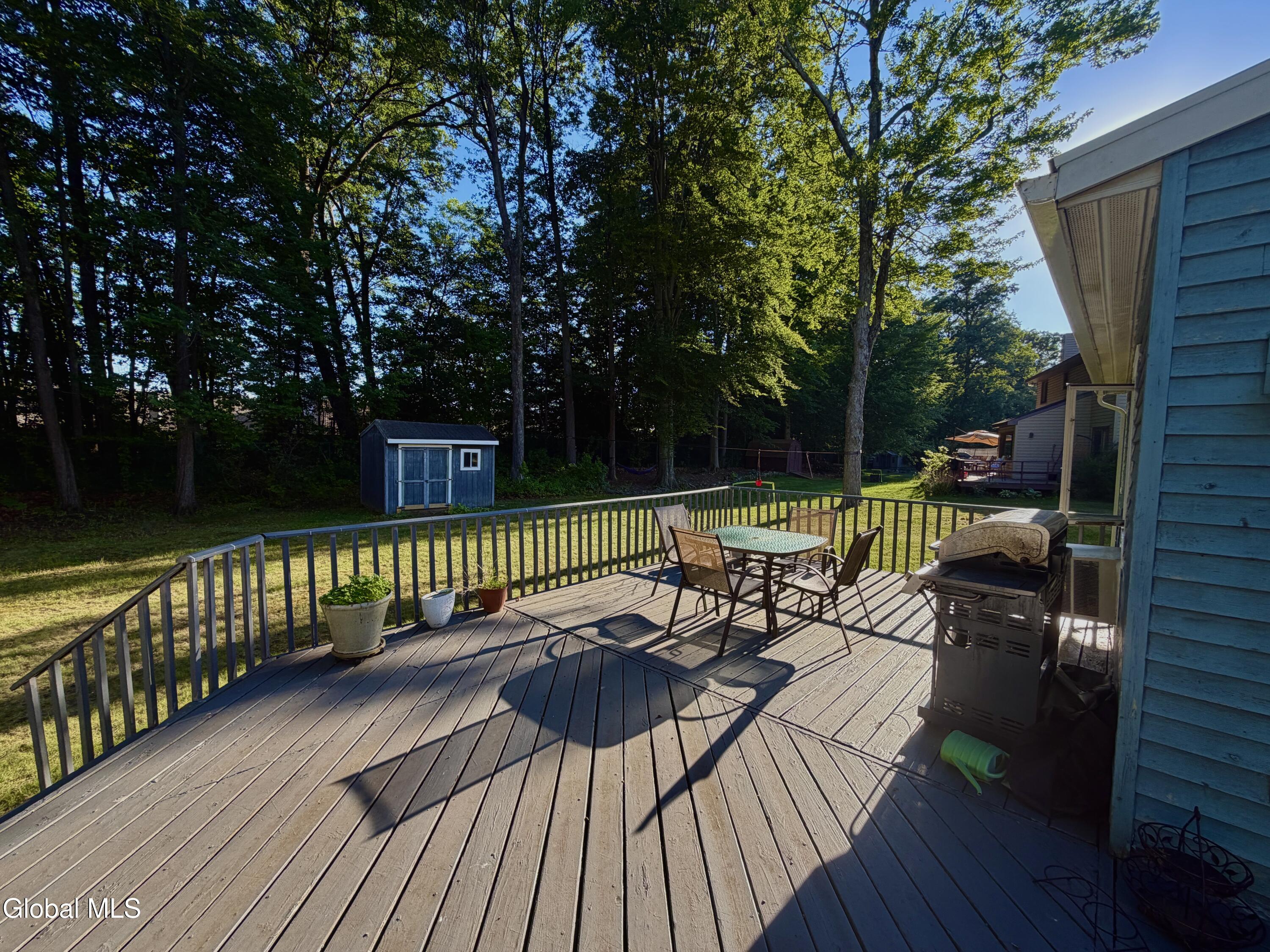 31 Laura Drive Latham NY 12110