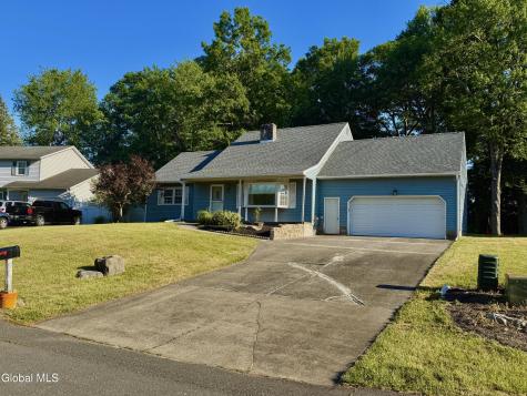 31 Laura Drive Latham NY 12110