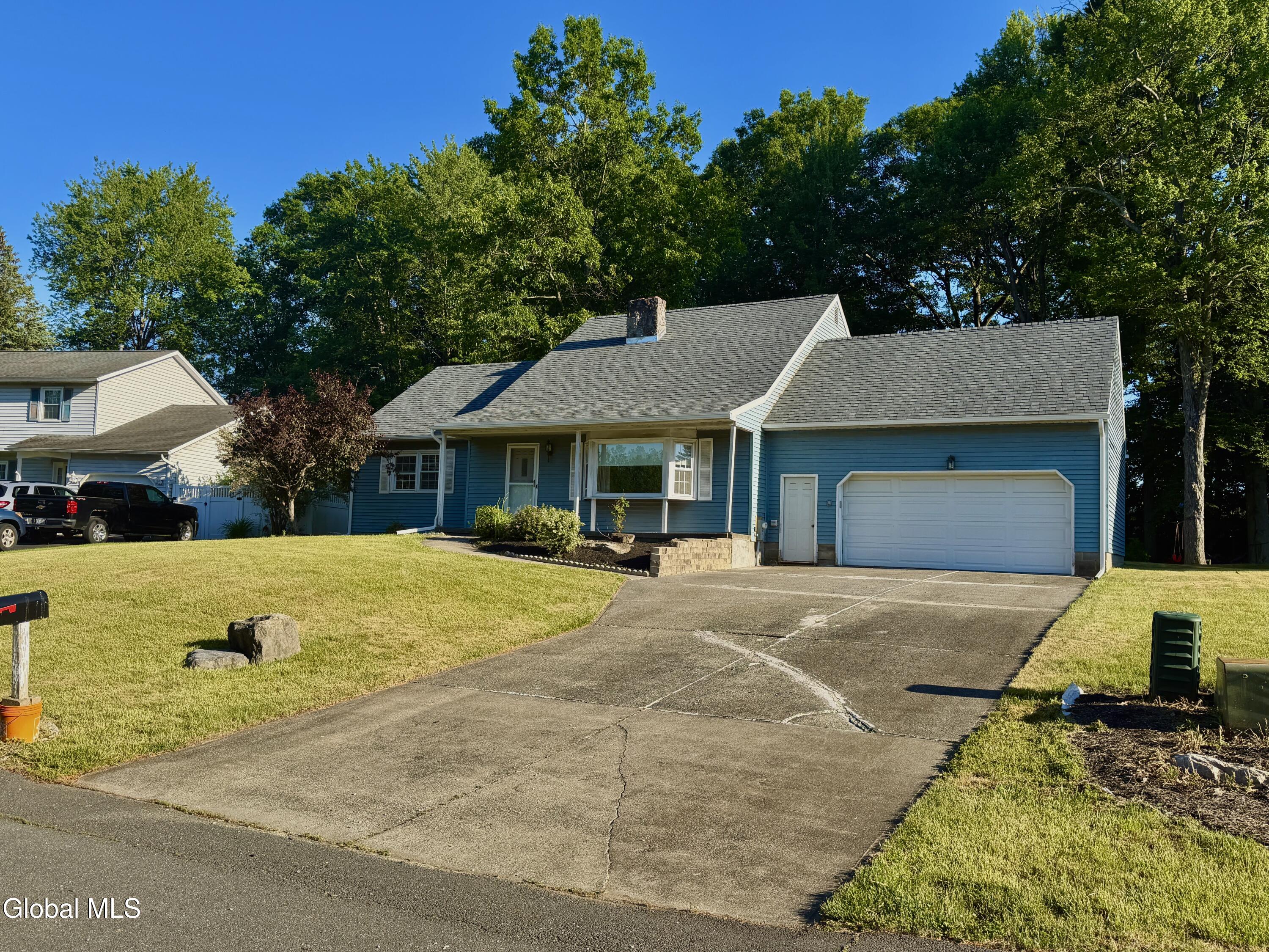 31 Laura Drive Latham NY 12110