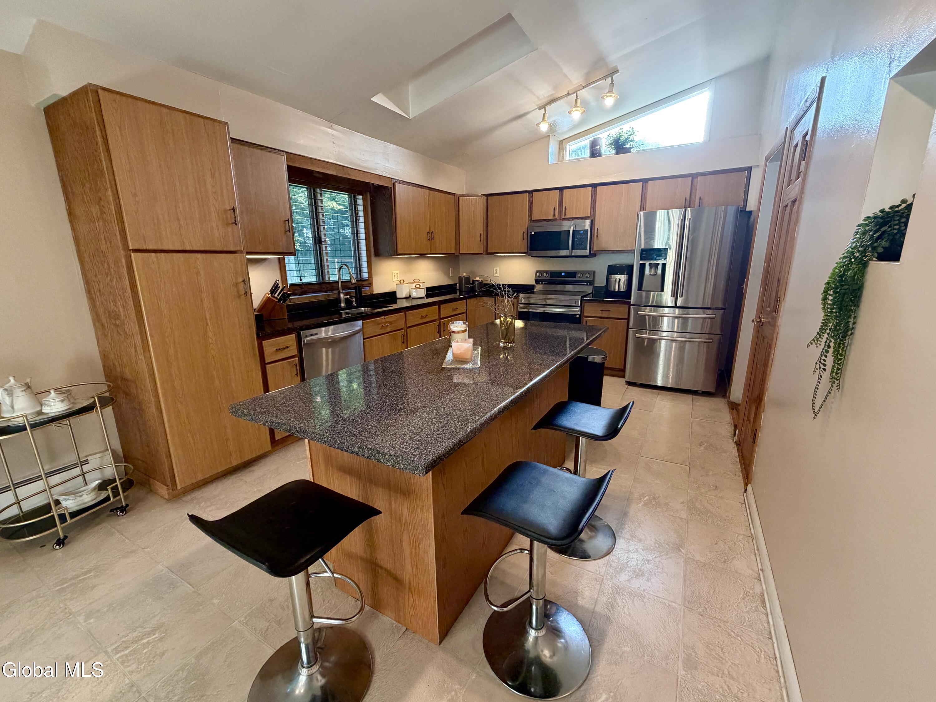 31 Laura Drive Latham NY 12110