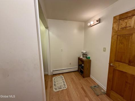 31 Laura Drive Latham NY 12110