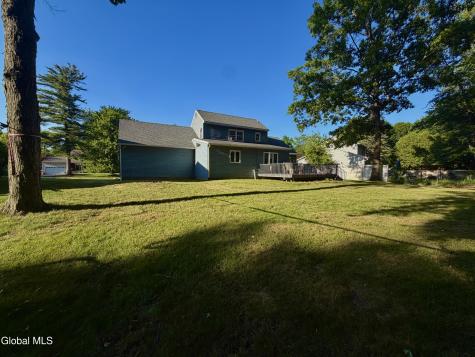 31 Laura Drive Latham NY 12110