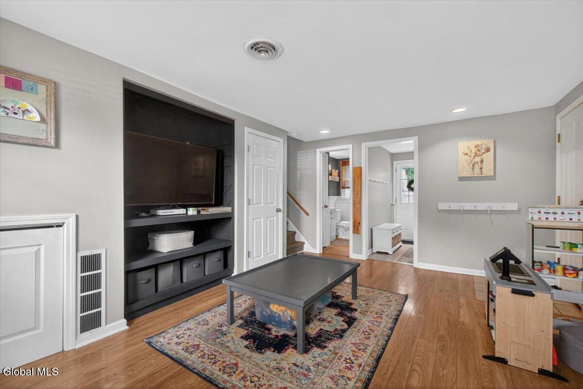 187A Sunnyside Road Glenville NY 12302