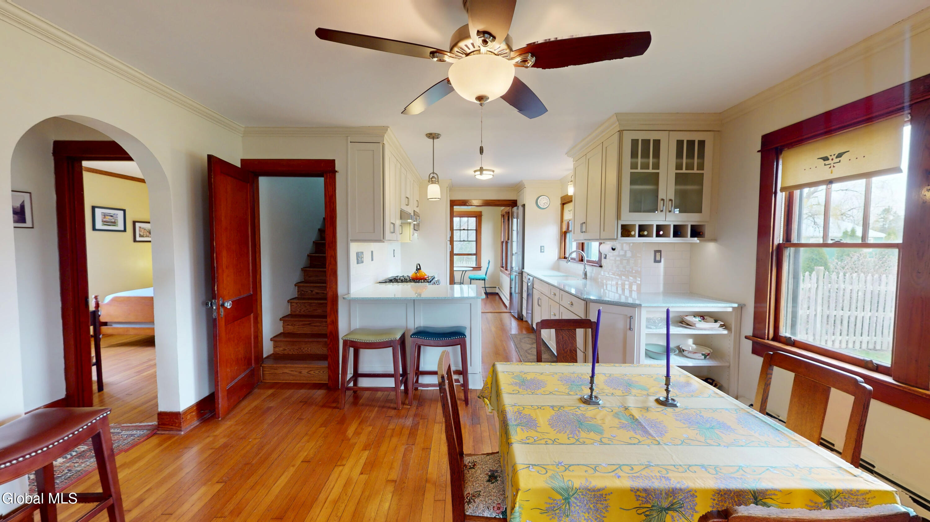 6542 Hill Street Hudson NY 12534