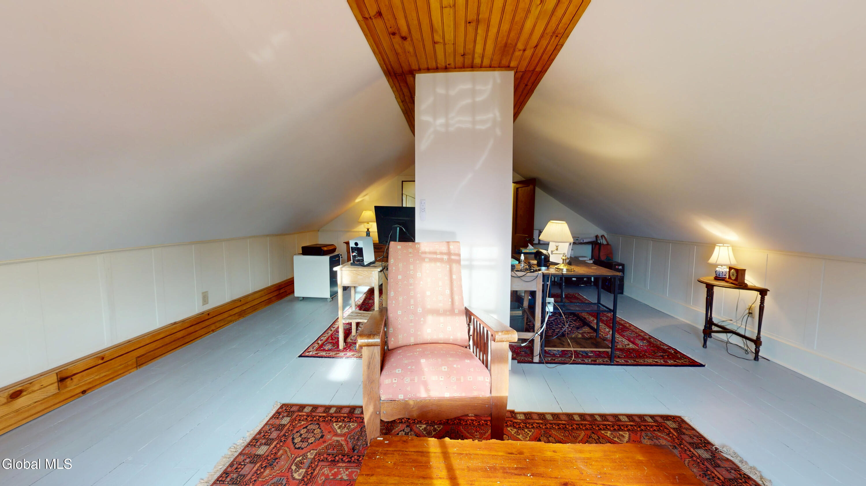 6542 Hill Street Hudson NY 12534
