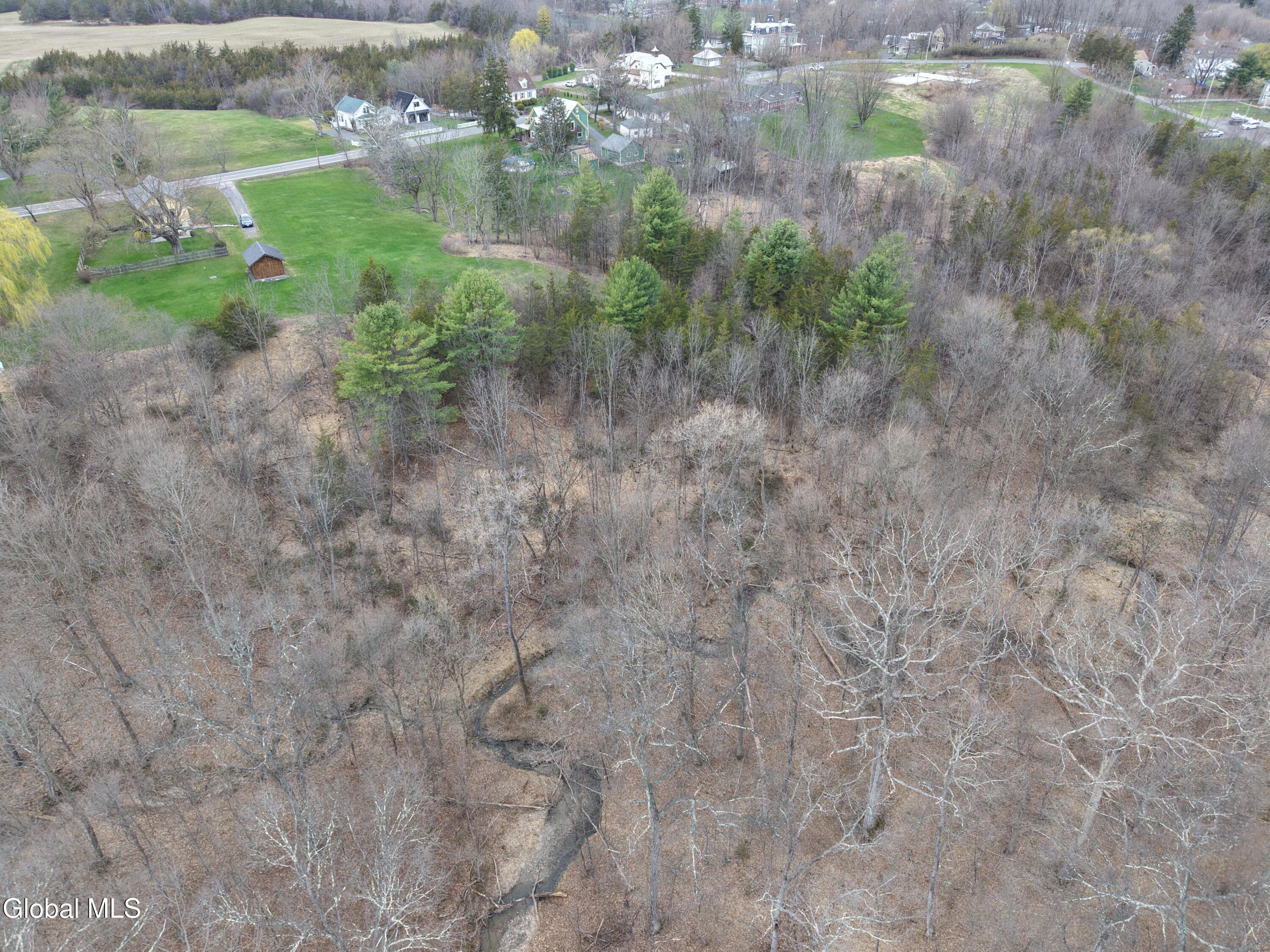 6542 Hill Street Hudson NY 12534
