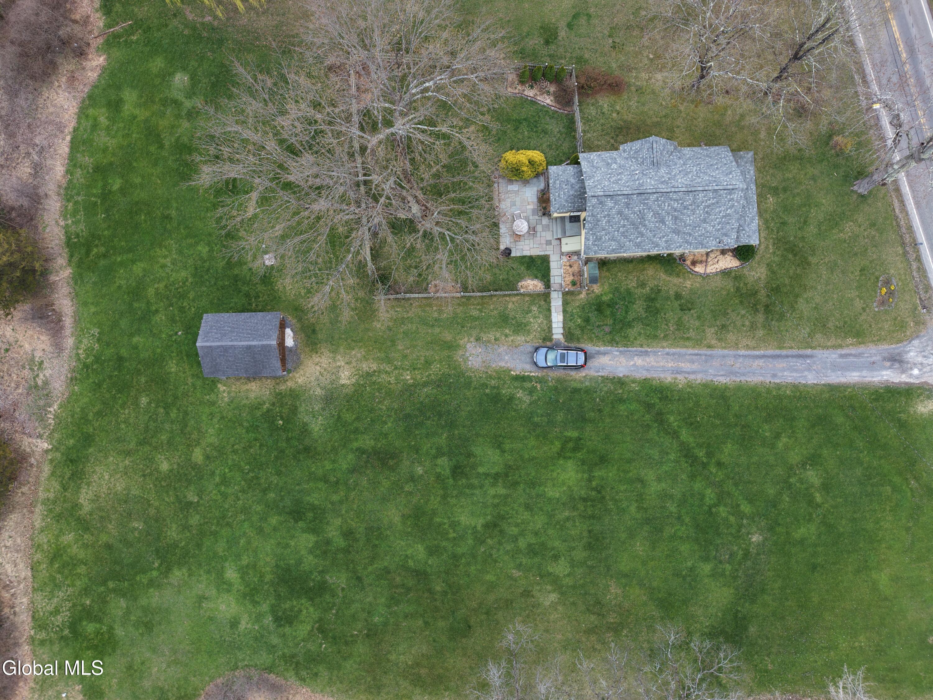 6542 Hill Street Hudson NY 12534
