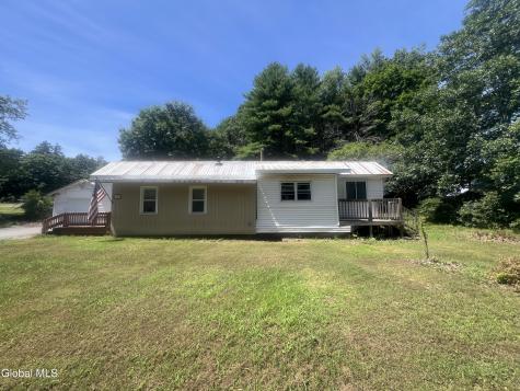 311 Vandenburgh Point Road Gloversville NY 12078