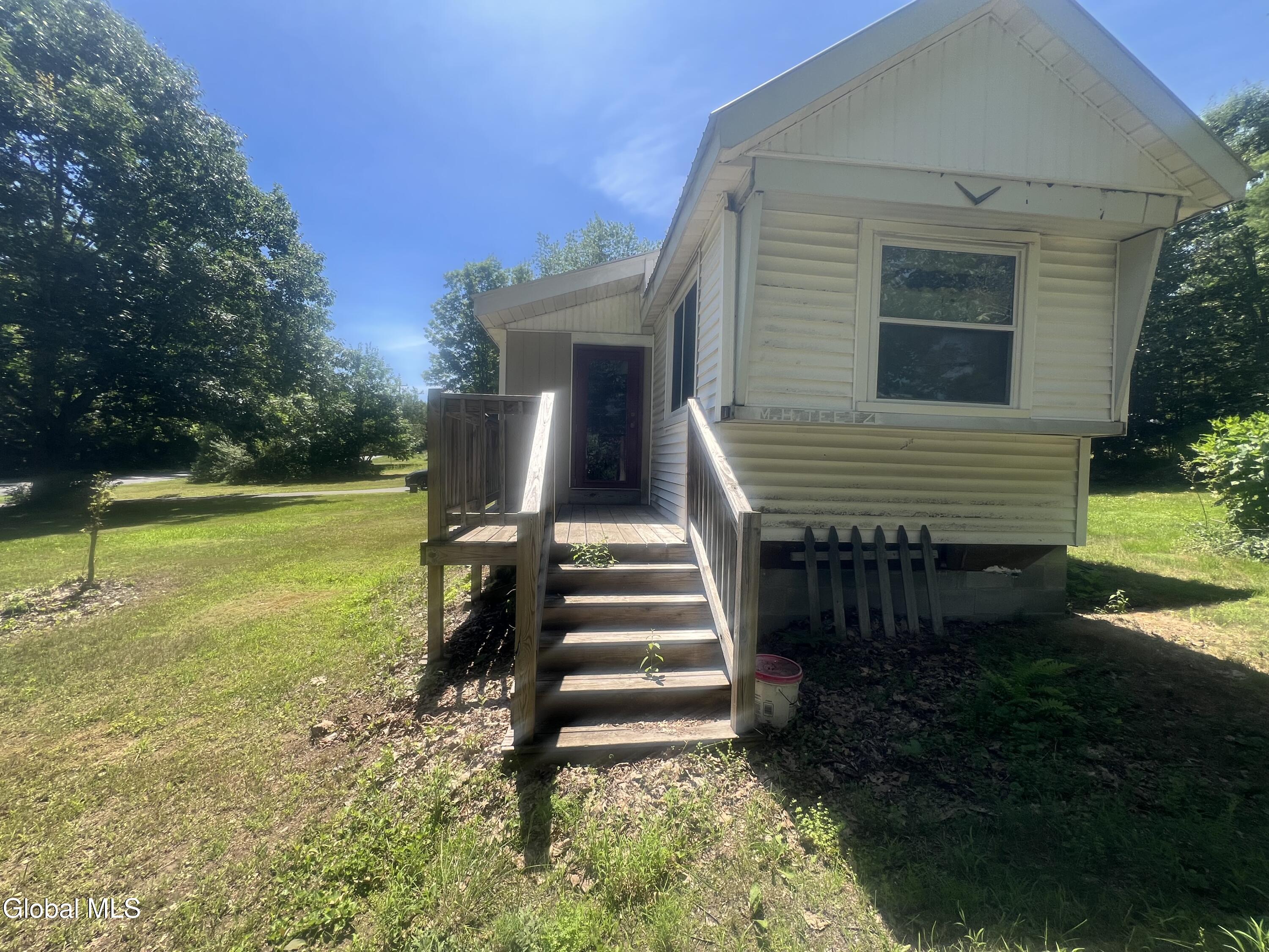 311 Vandenburgh Point Road Gloversville NY 12078