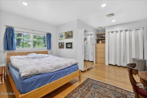 17 Ten Springs Drive Saratoga Springs NY 12866