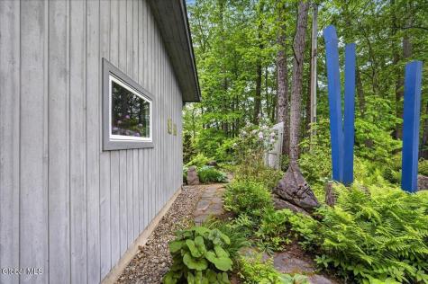 17 Ten Springs Drive Saratoga Springs NY 12866