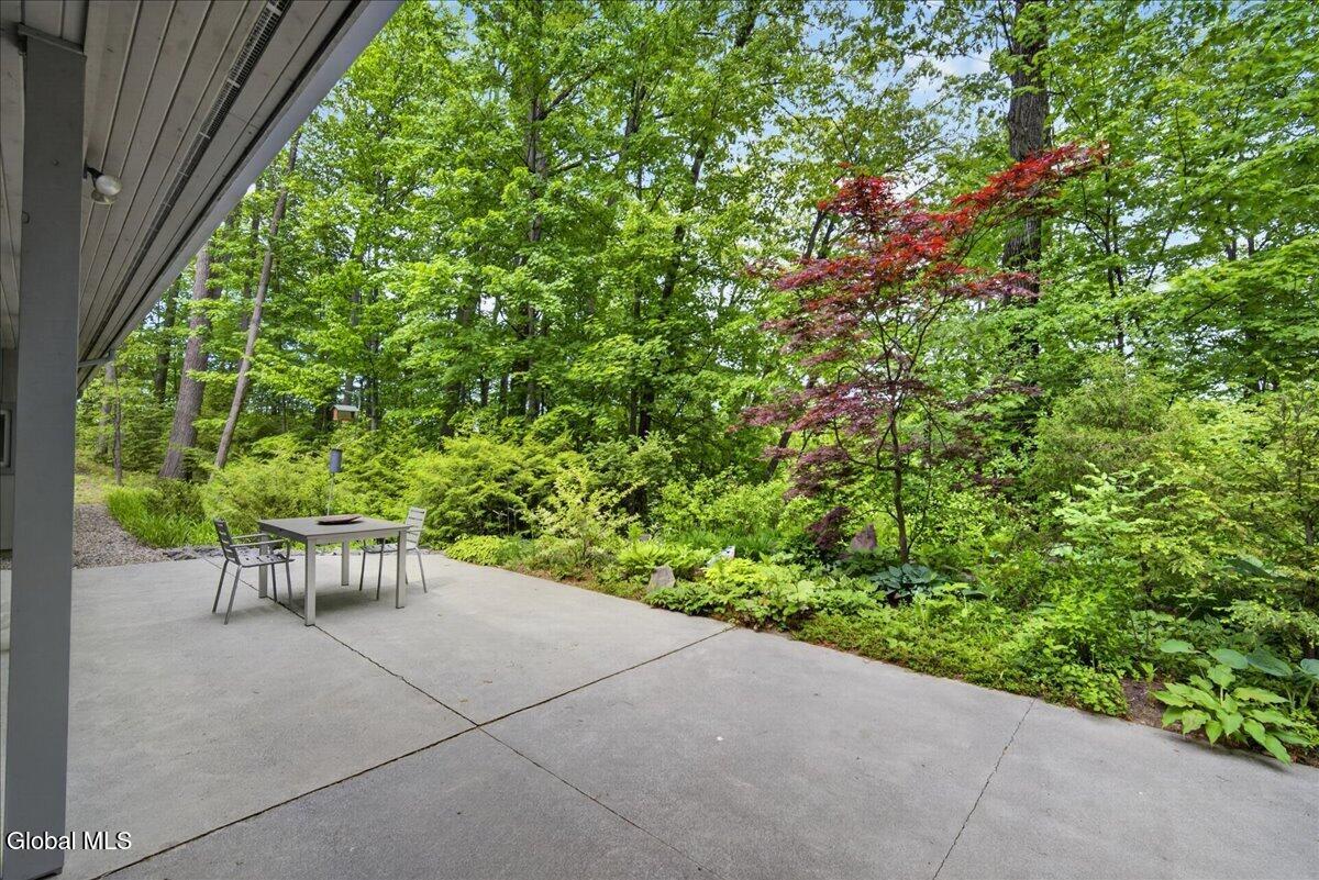 17 Ten Springs Drive Saratoga Springs NY 12866