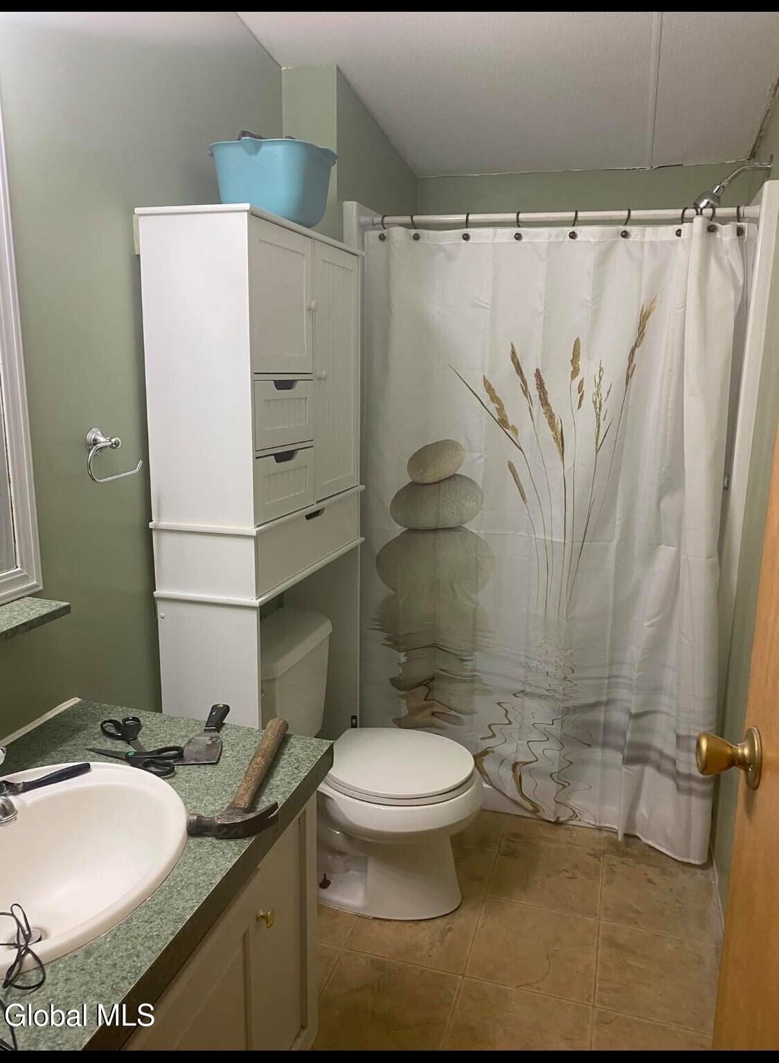 32 Clarence Oliver Lane Willsboro NY 12996