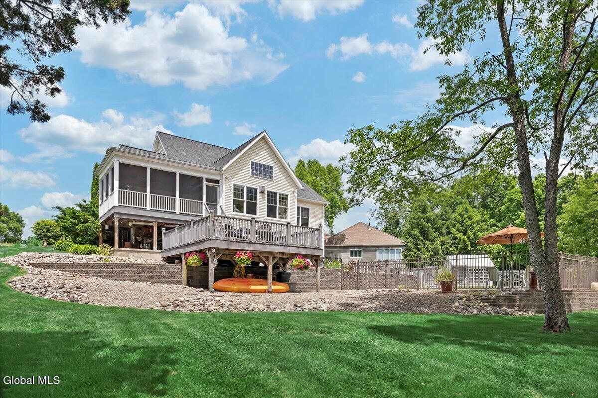 6 Steamboat Landing Waterford NY 12188