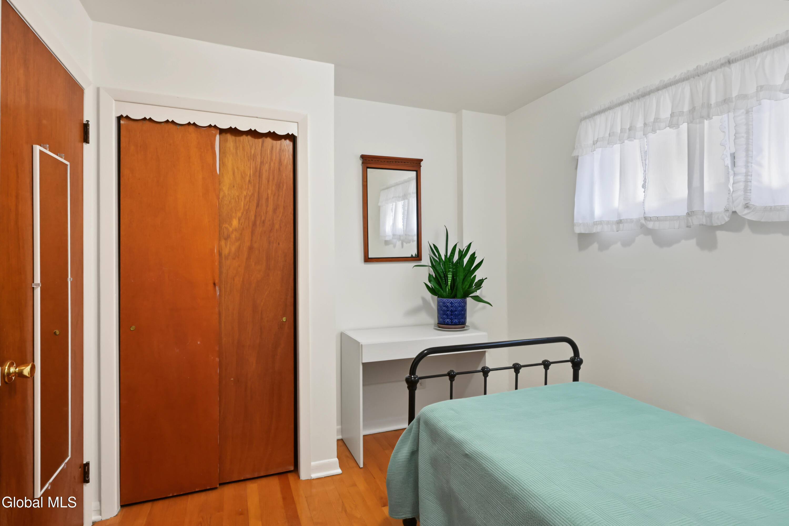 678 Providence Street Albany NY 12208