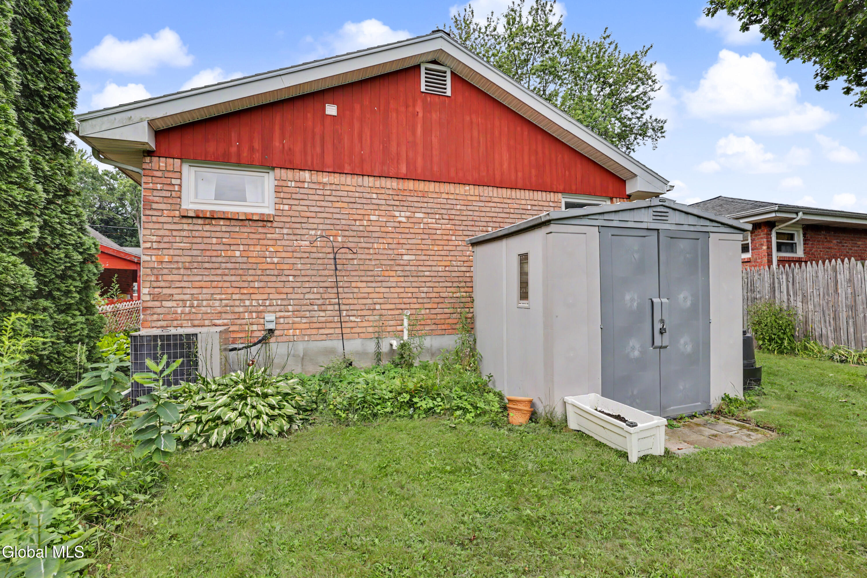 678 Providence Street Albany NY 12208