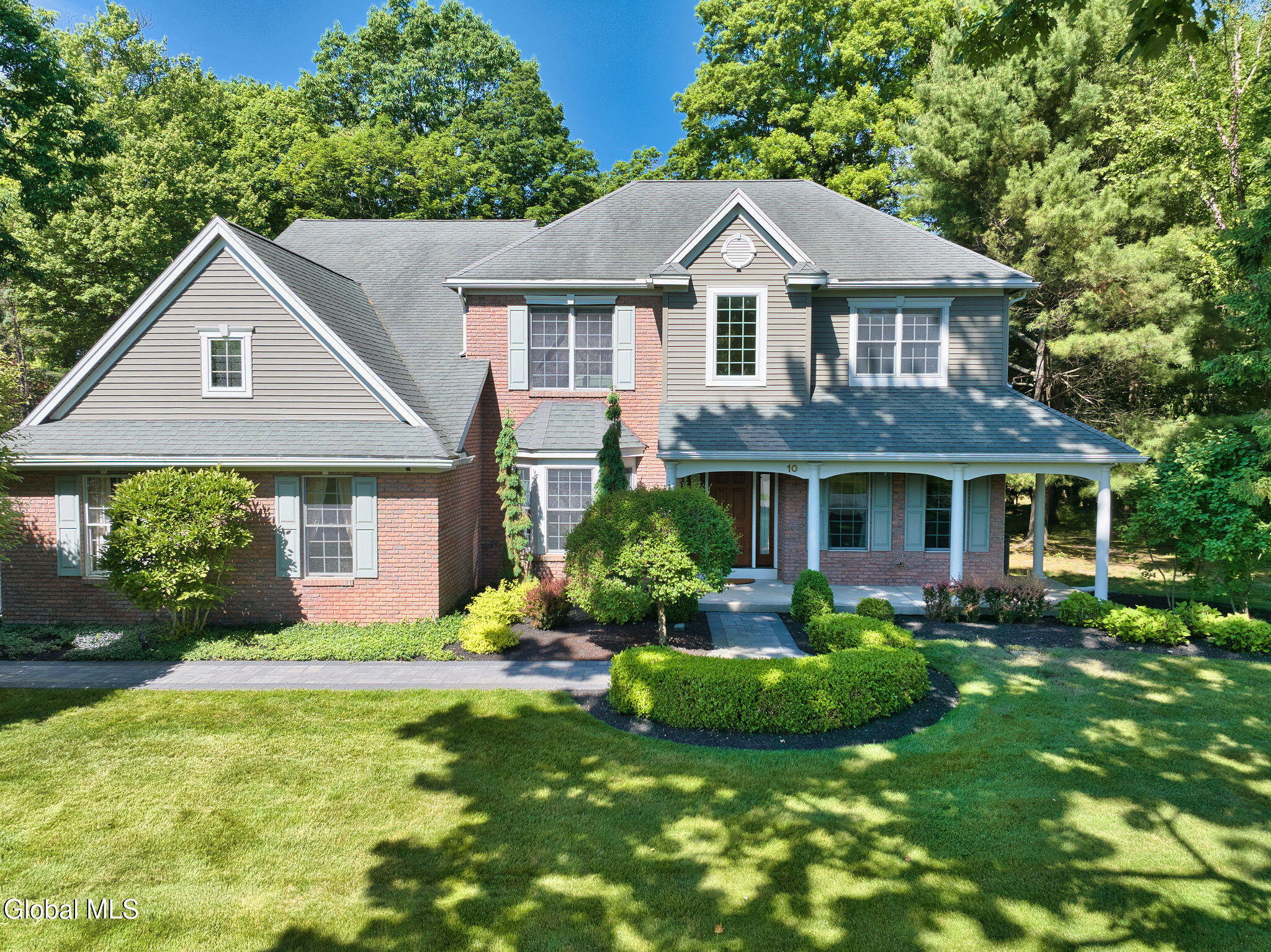 10 Whitestone Way Slingerlands NY 12159