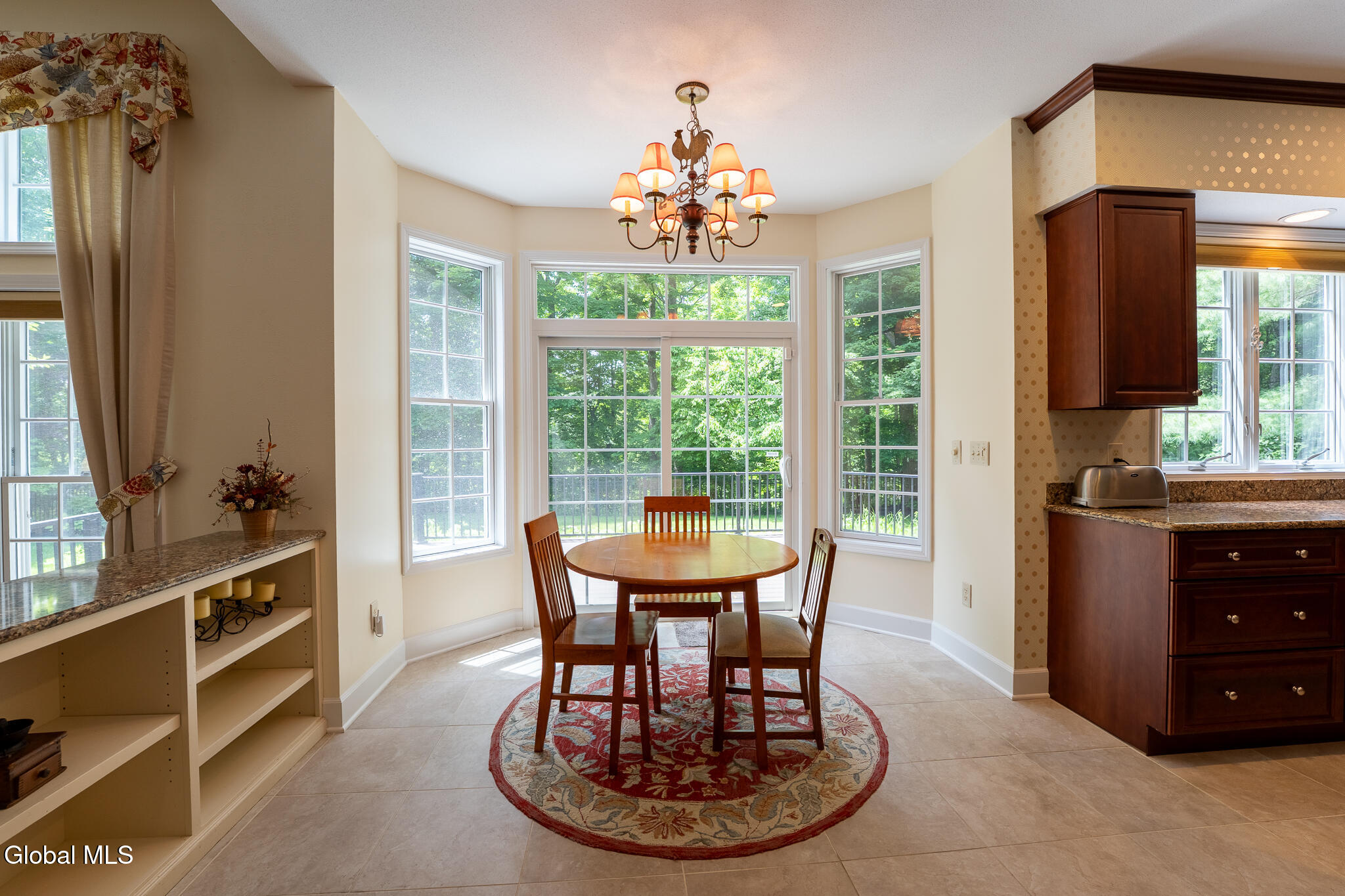 10 Whitestone Way Slingerlands NY 12159