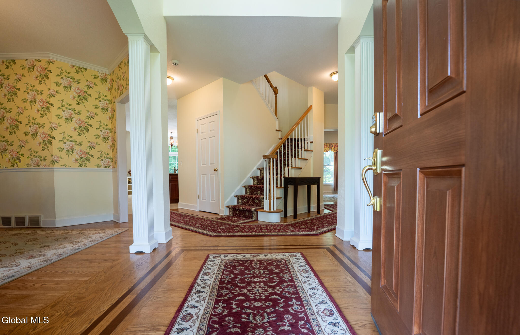 10 Whitestone Way Slingerlands NY 12159