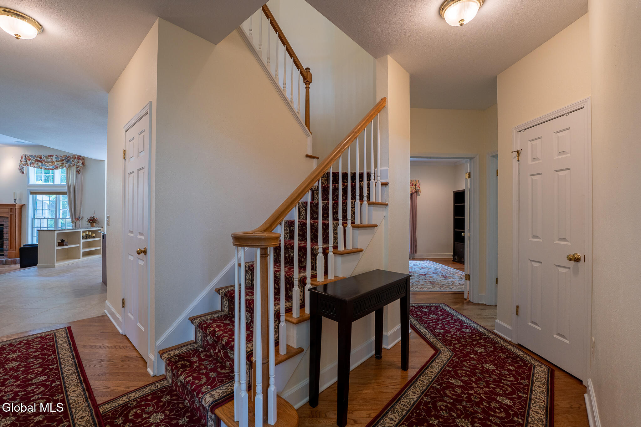 10 Whitestone Way Slingerlands NY 12159