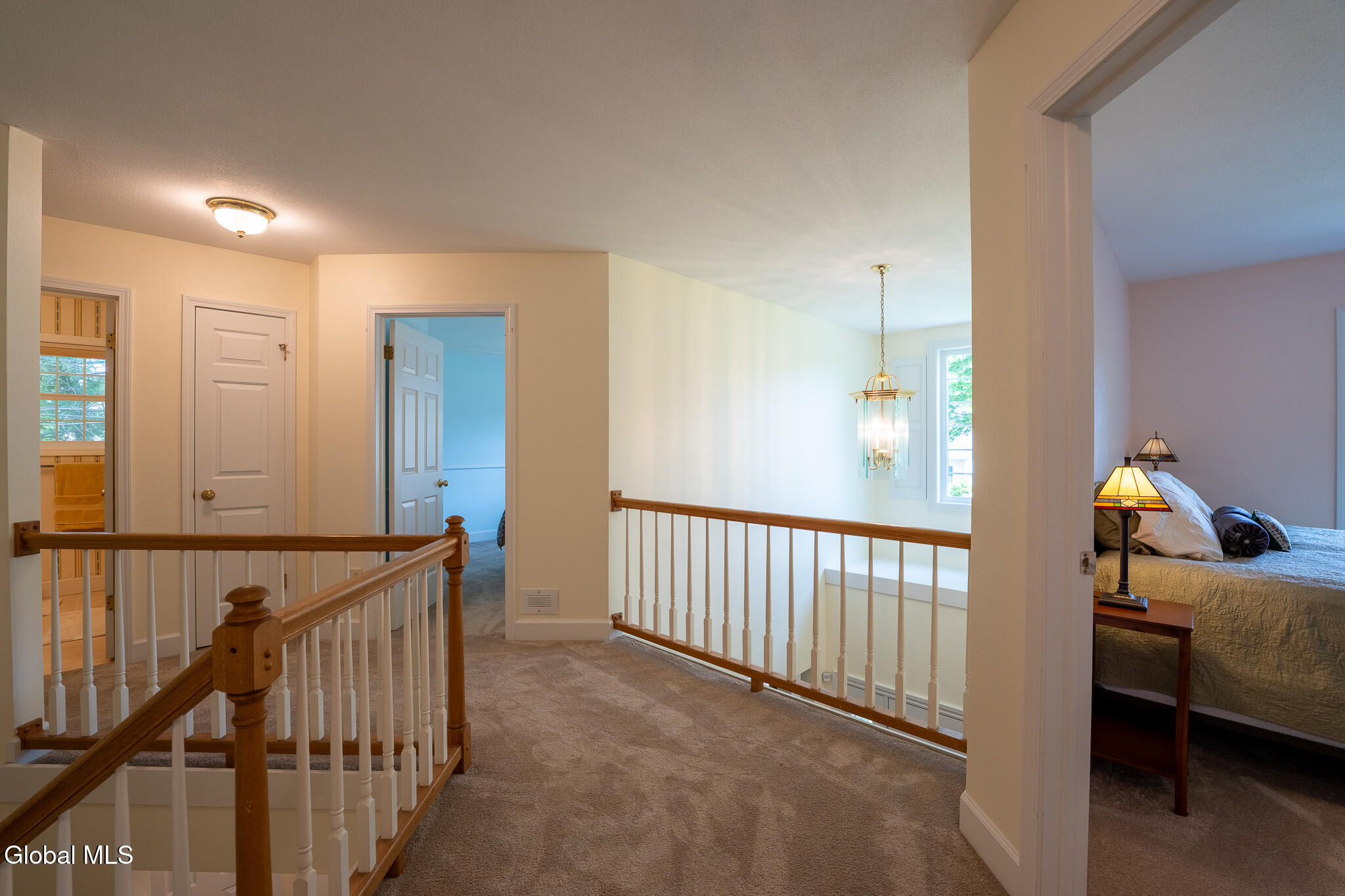 10 Whitestone Way Slingerlands NY 12159