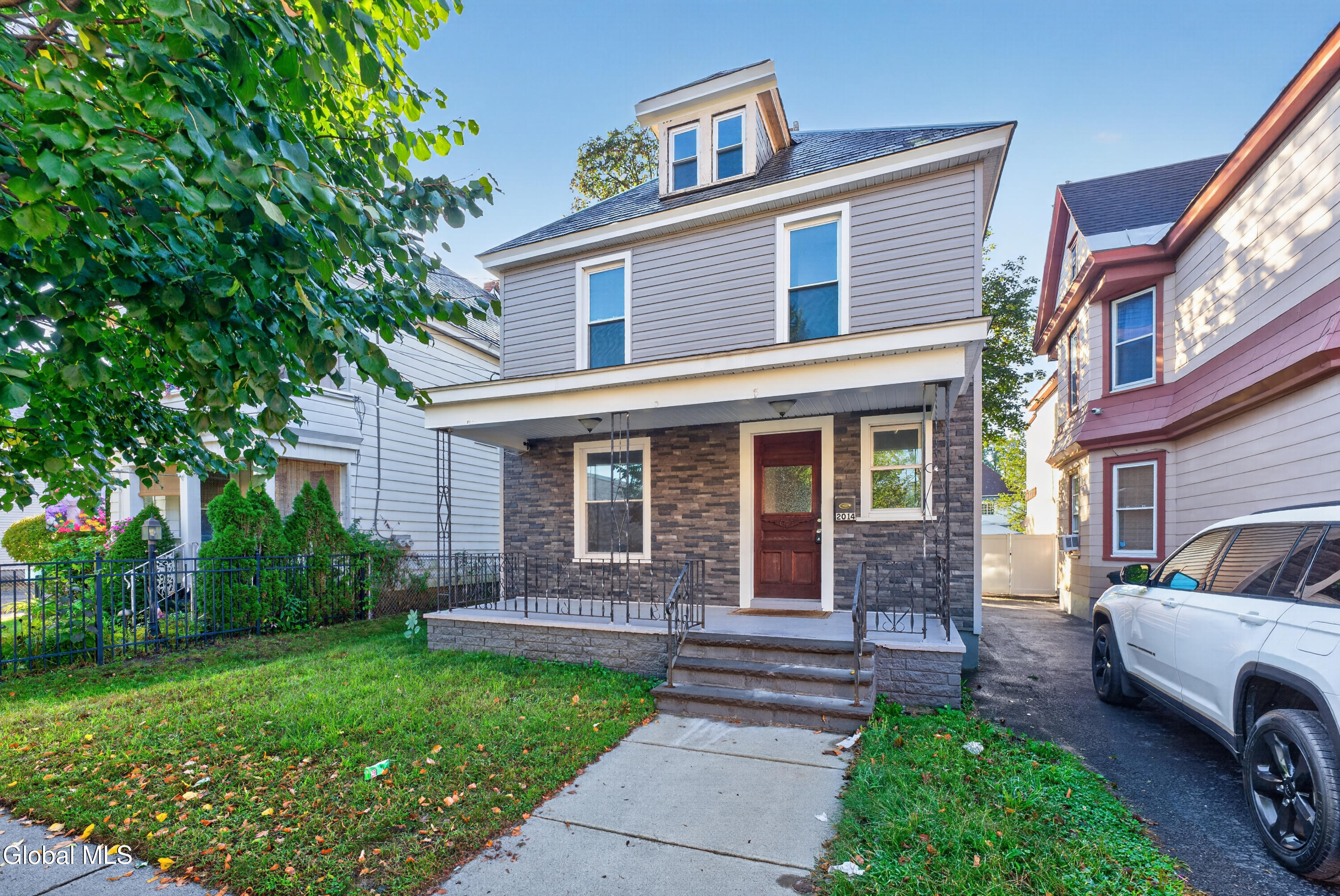 2014 Euclid Avenue Schenectady NY 12306