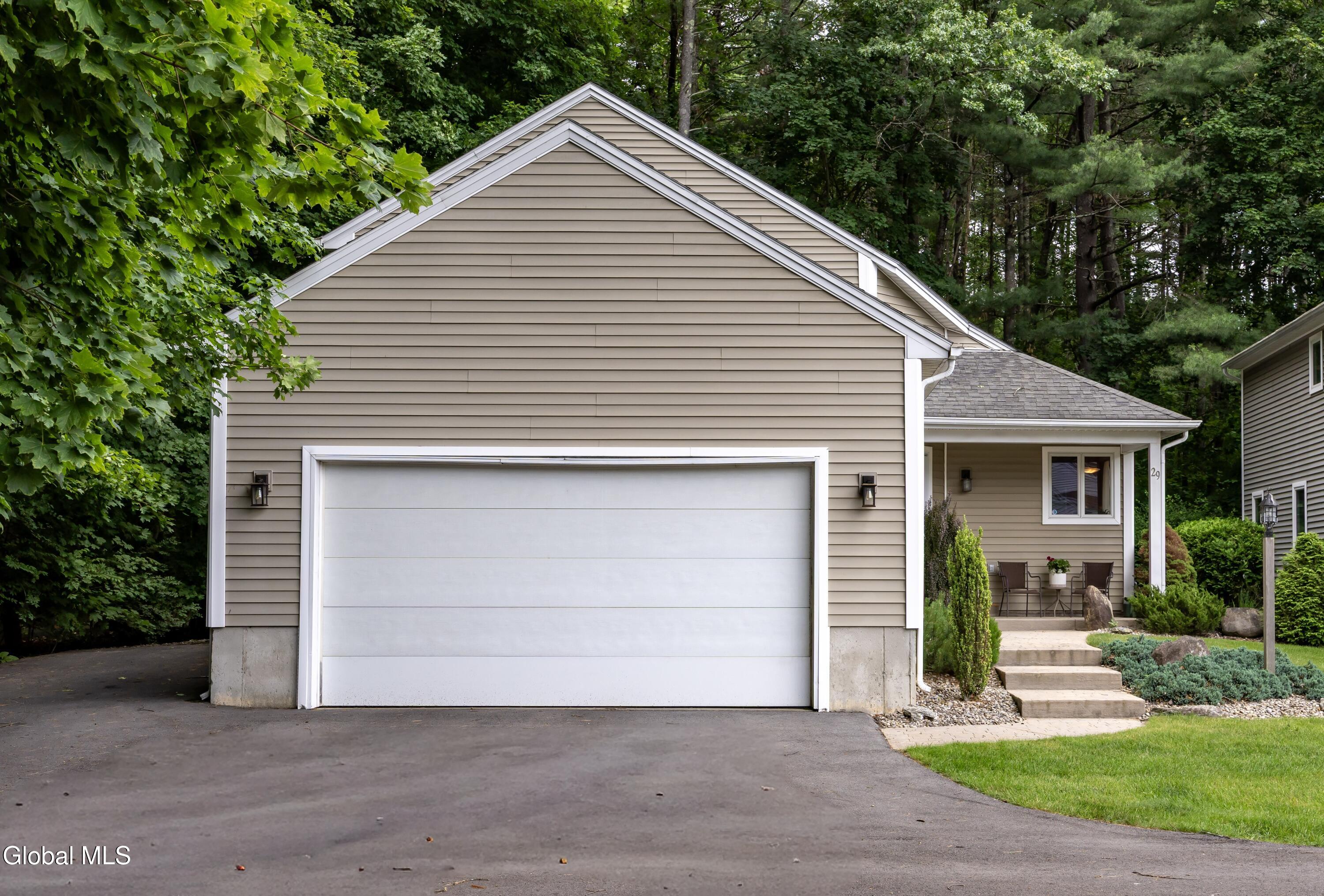 29 Pepper Lane Saratoga Springs NY 12866