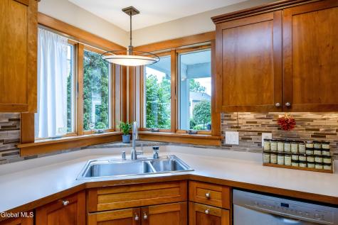 29 Pepper Lane Saratoga Springs NY 12866