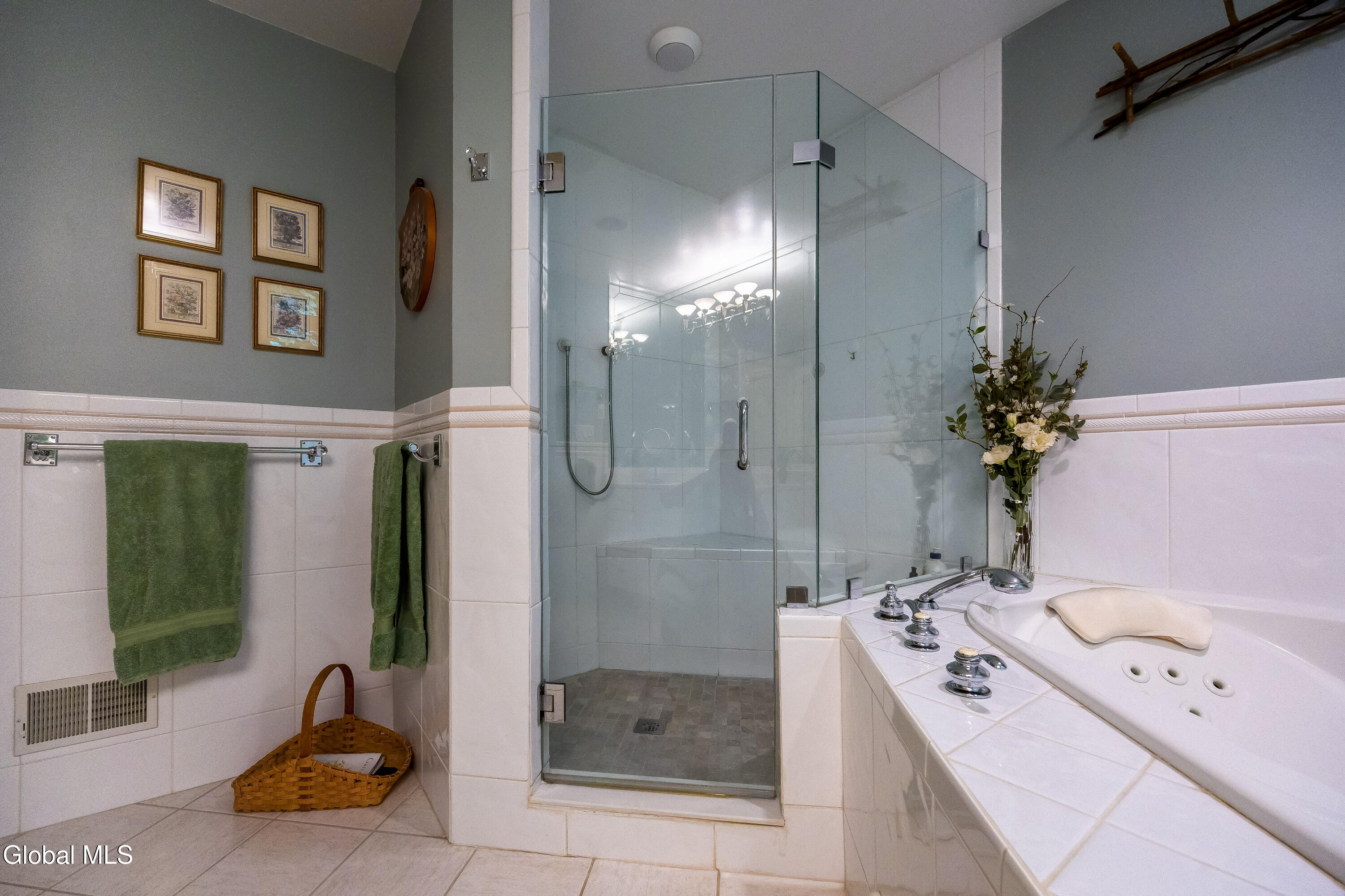 29 Pepper Lane Saratoga Springs NY 12866