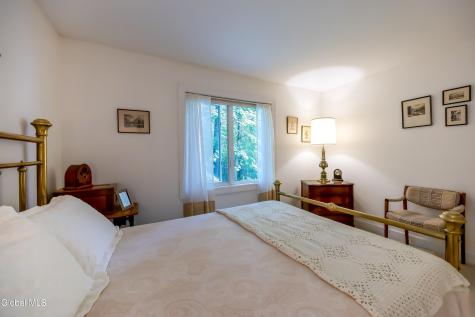 29 Pepper Lane Saratoga Springs NY 12866
