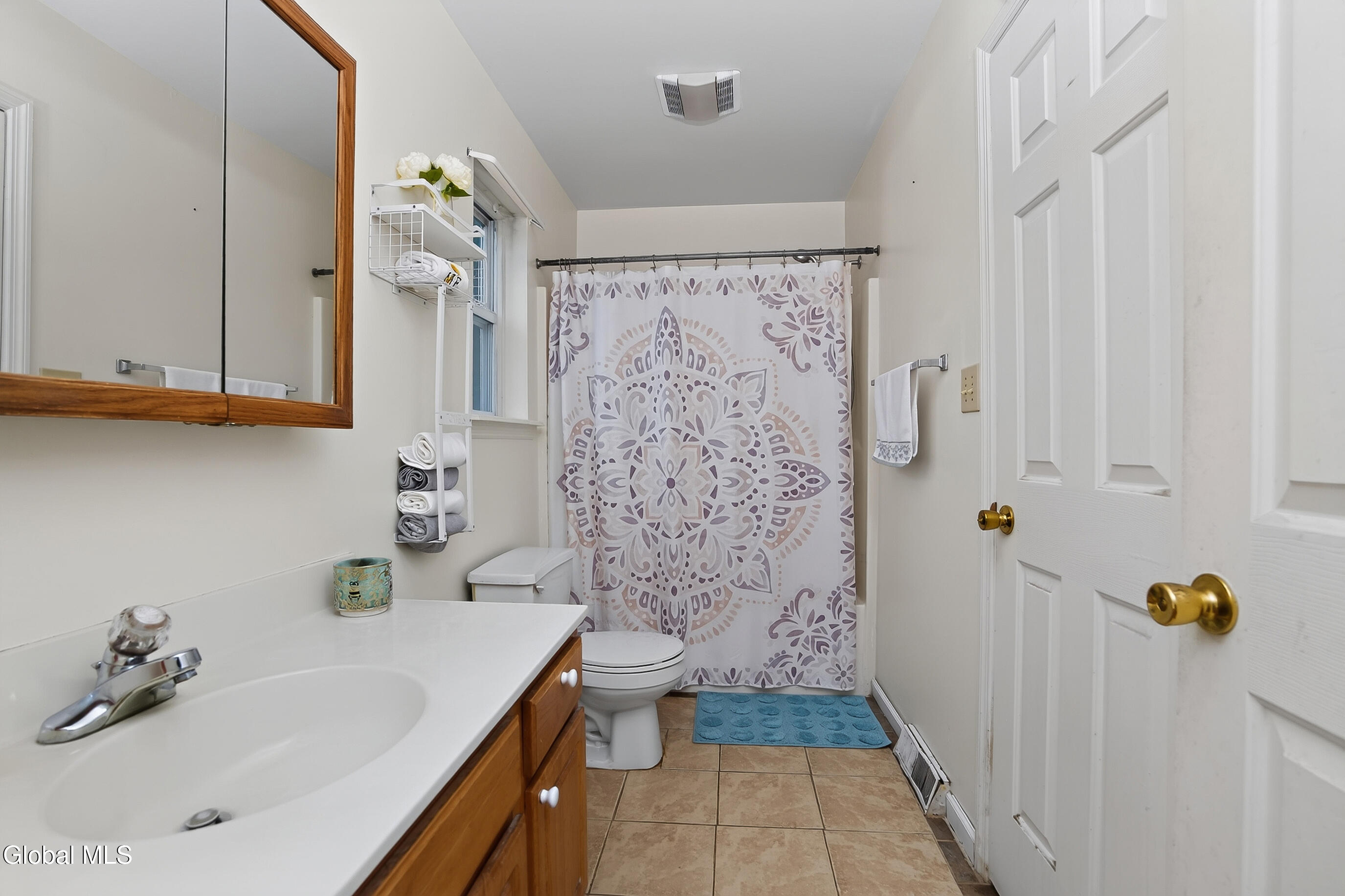 97 Trinity Place Selkirk NY 12158