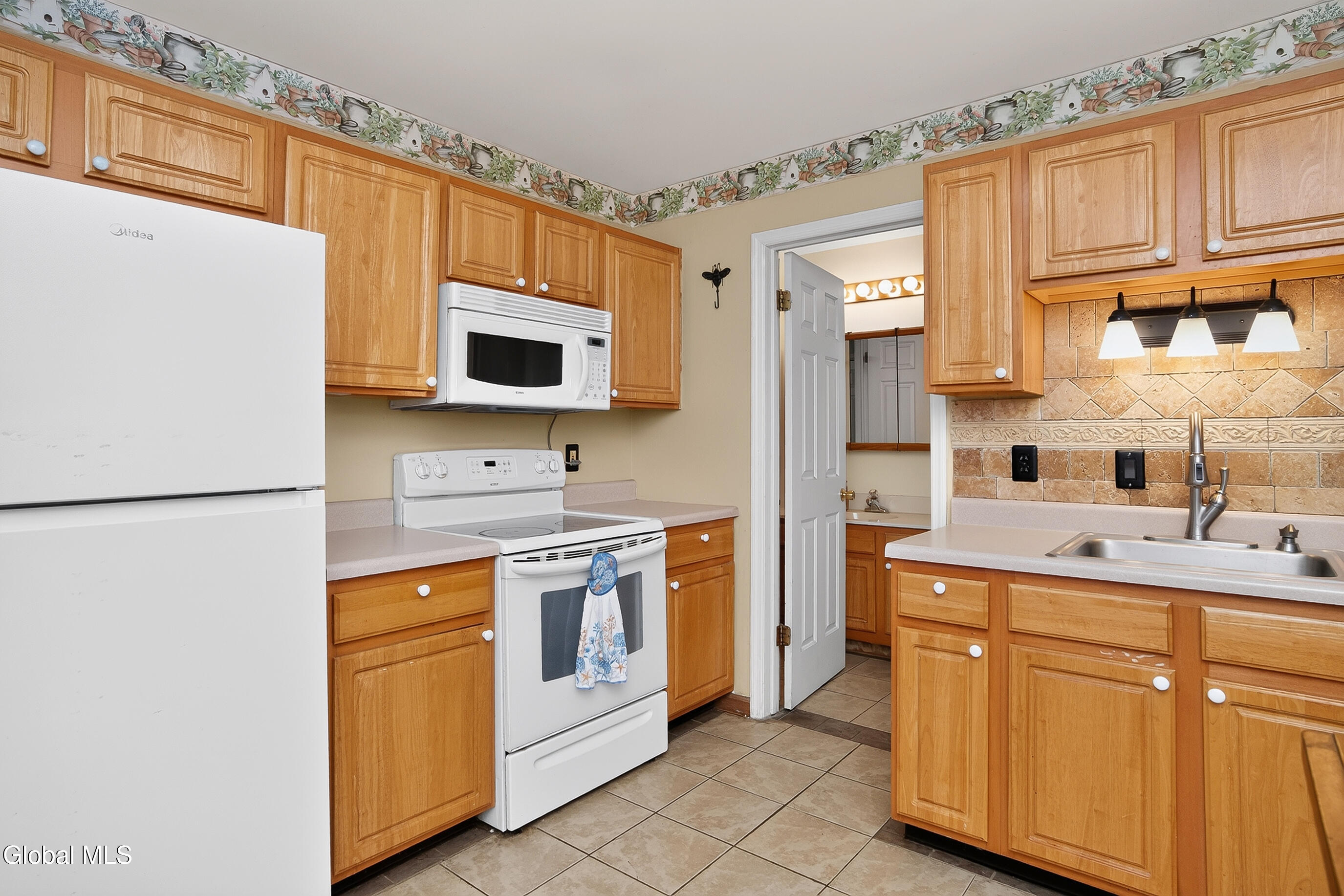 97 Trinity Place Selkirk NY 12158