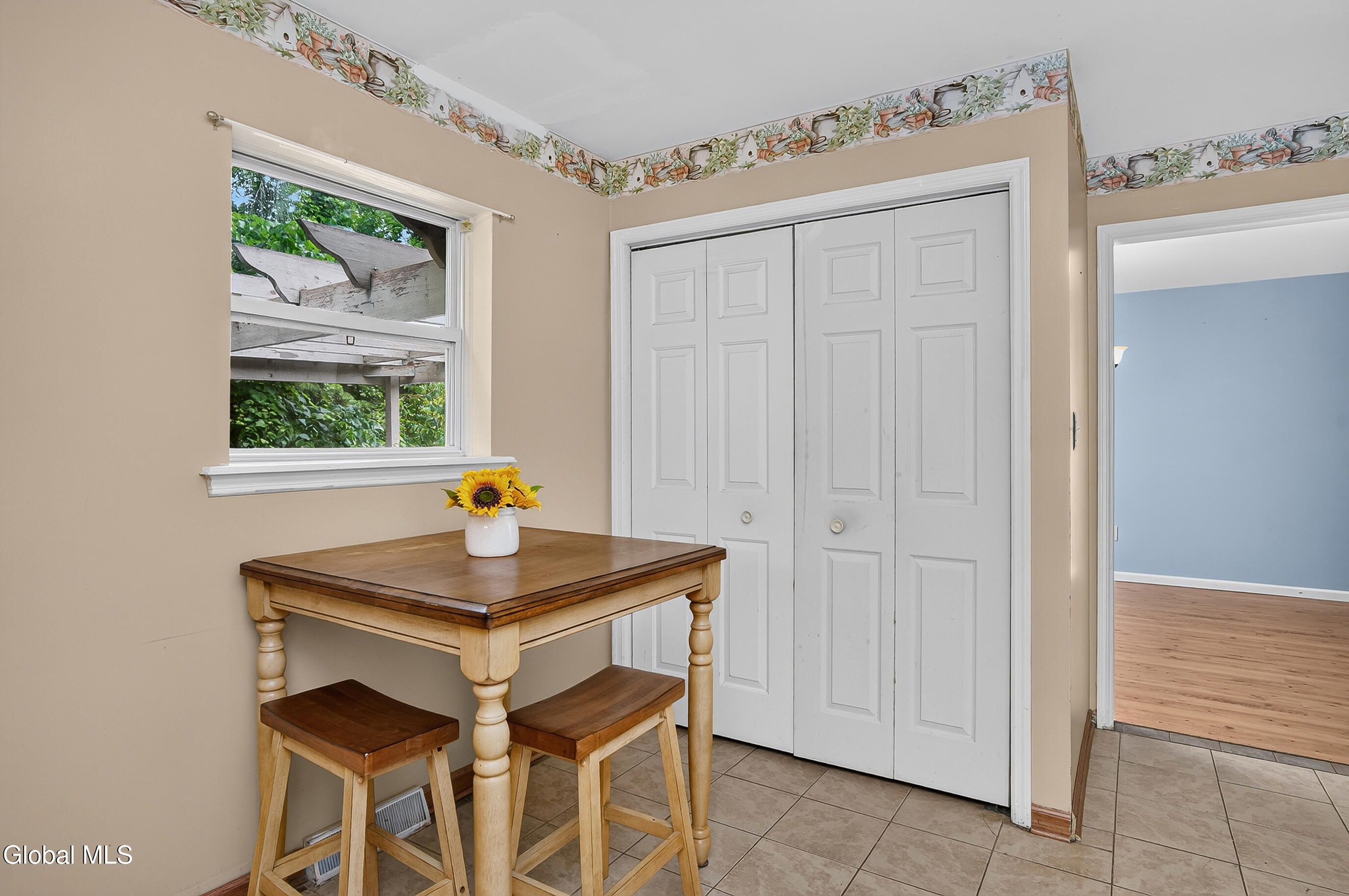97 Trinity Place Selkirk NY 12158