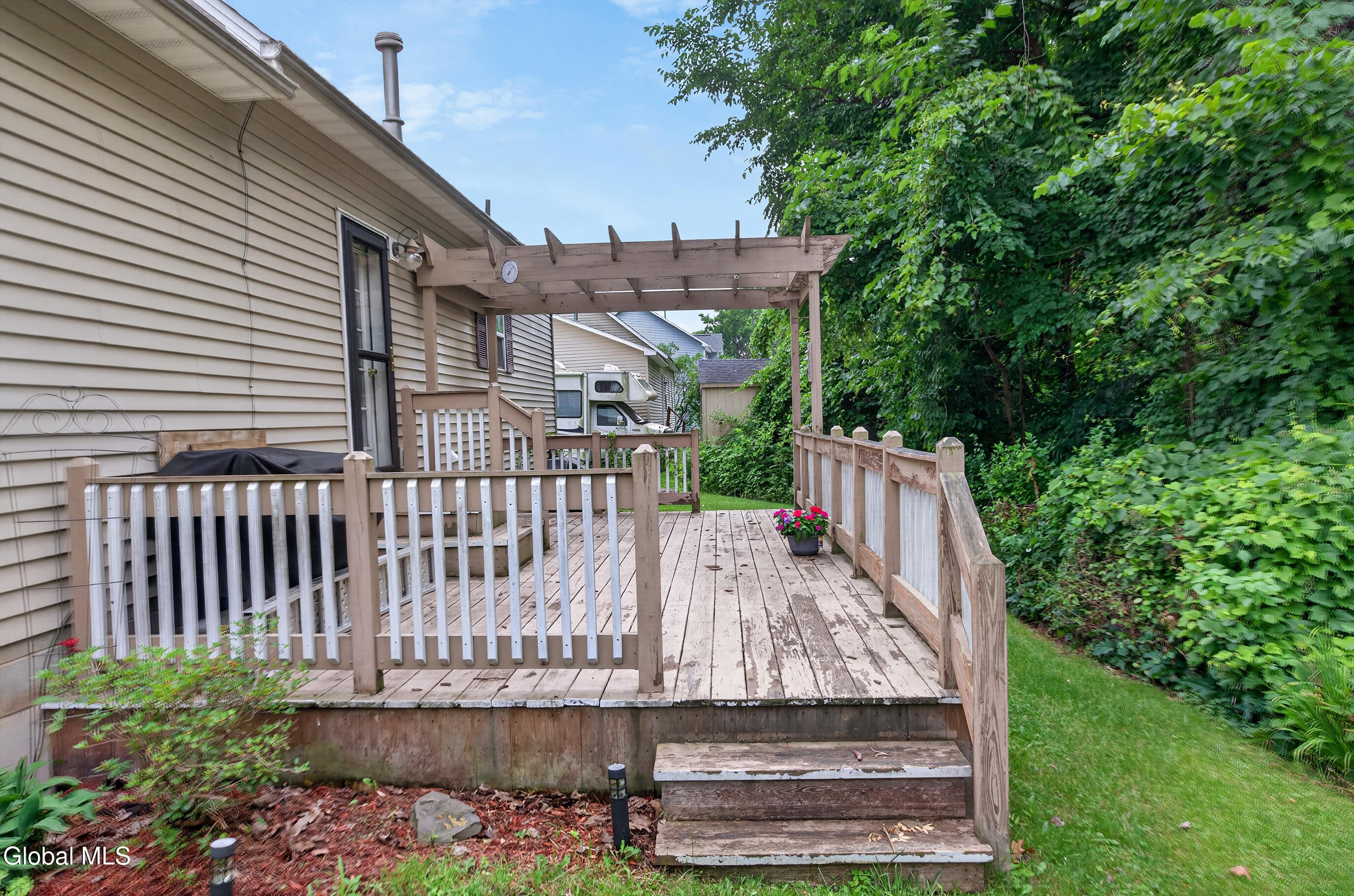 97 Trinity Place Selkirk NY 12158