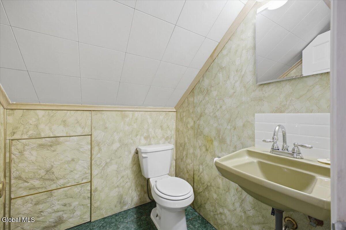 23 Van Vorst Drive Burnt Hills NY 12027
