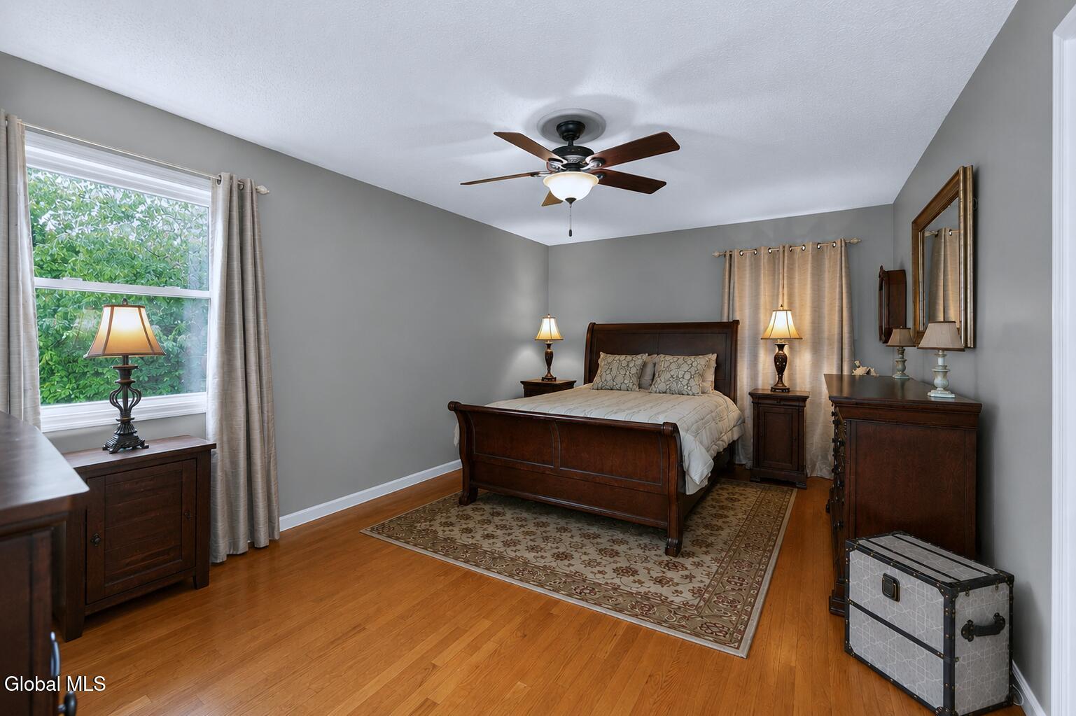 19 Debbie Marie Court Schenectady NY 12309