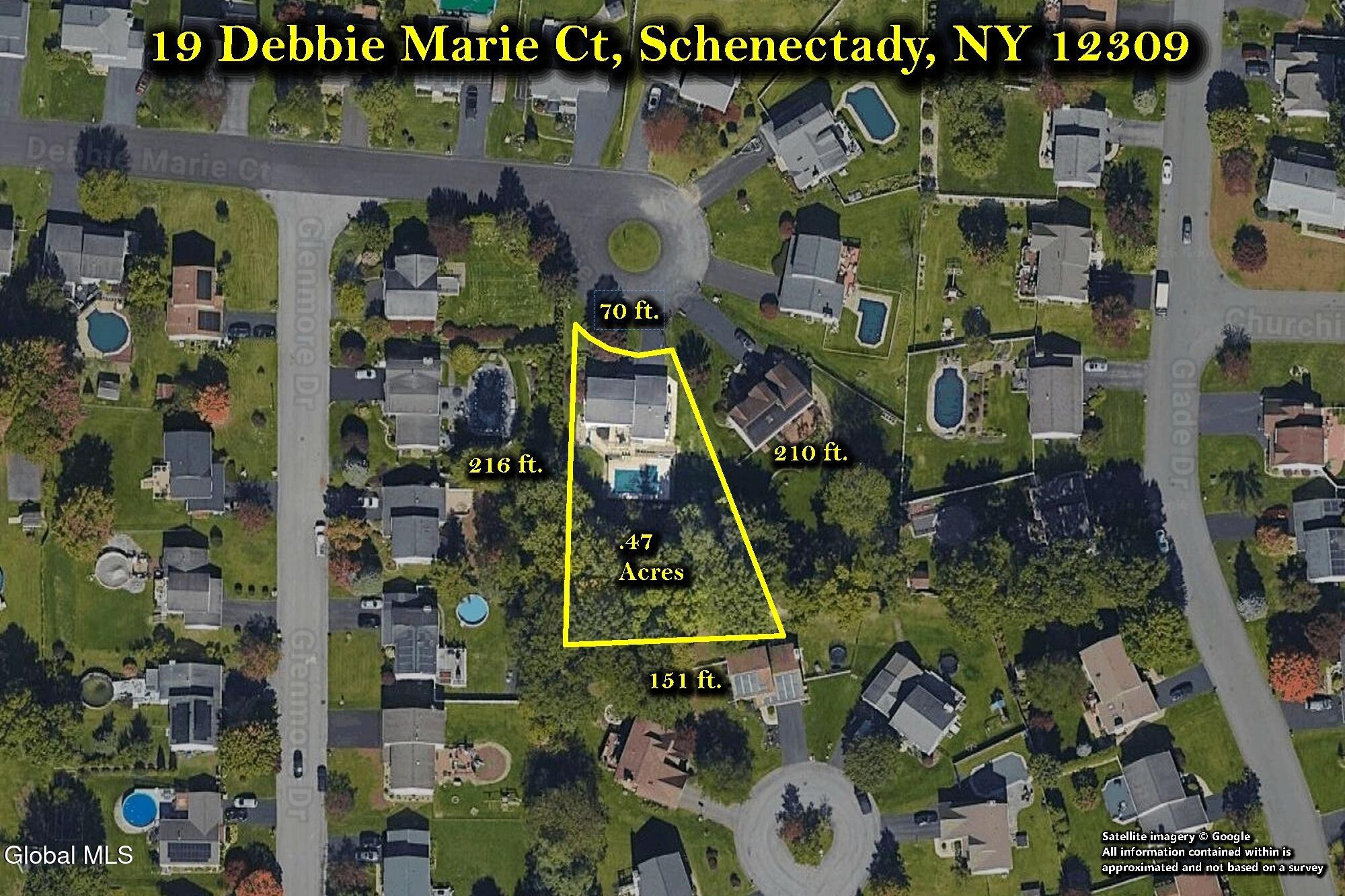 19 Debbie Marie Court Schenectady NY 12309