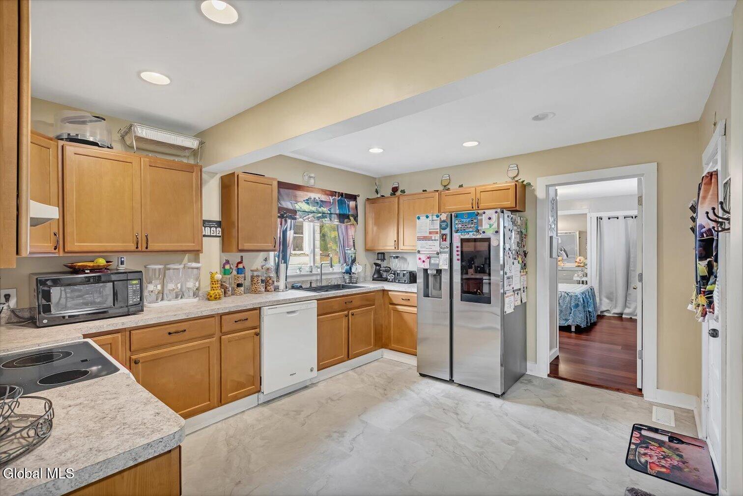 5 6th Street Corinth NY 12822