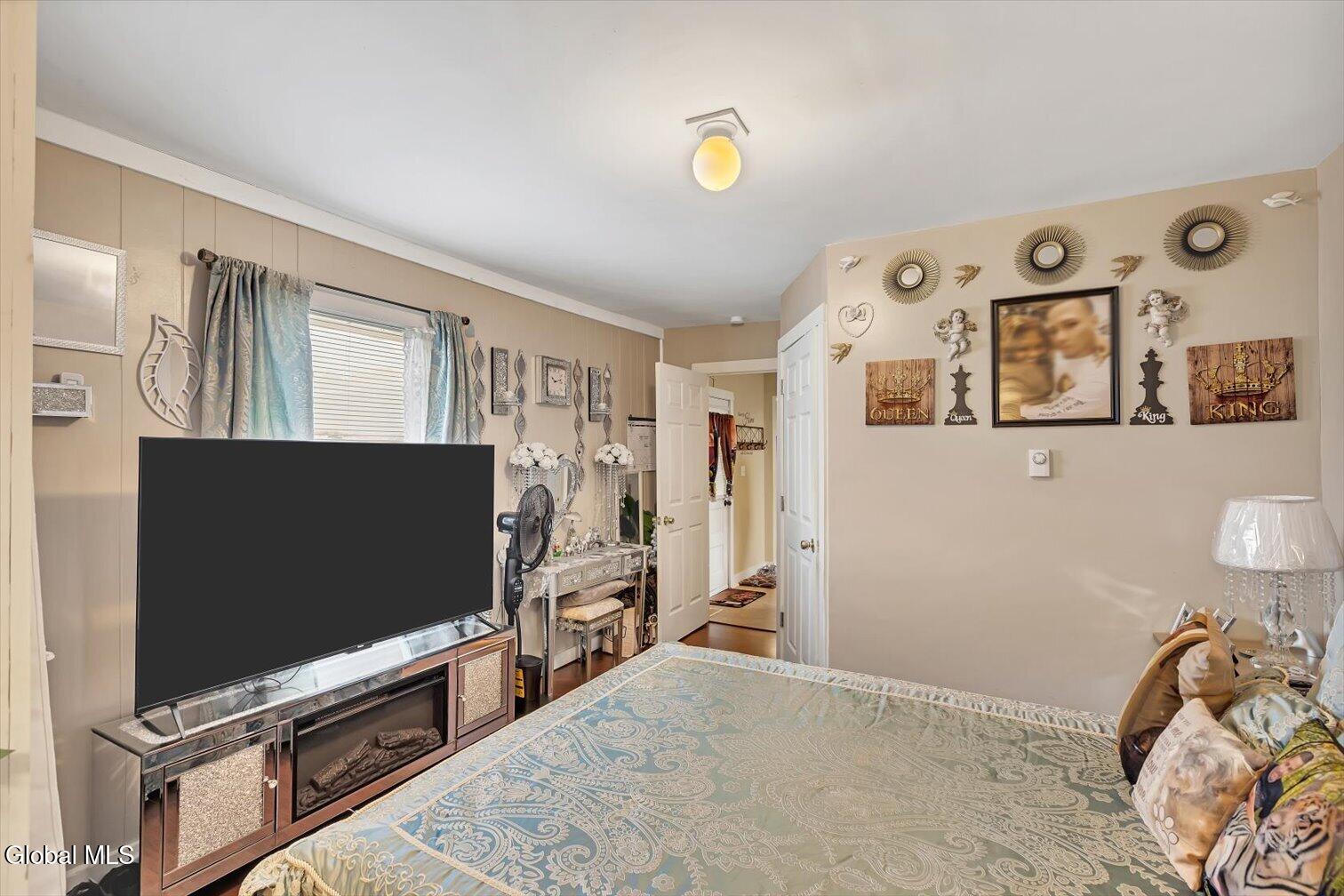 5 6th Street Corinth NY 12822
