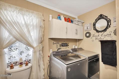 5 6th Street Corinth NY 12822