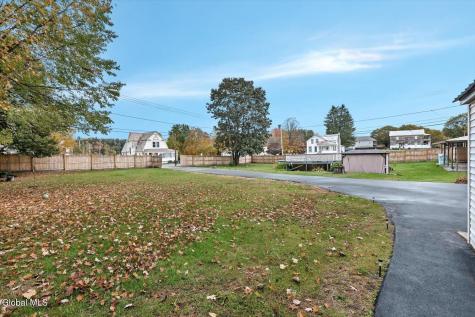 5 6th Street Corinth NY 12822