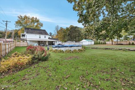 5 6th Street Corinth NY 12822
