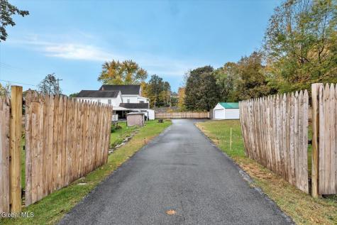 5 6th Street Corinth NY 12822