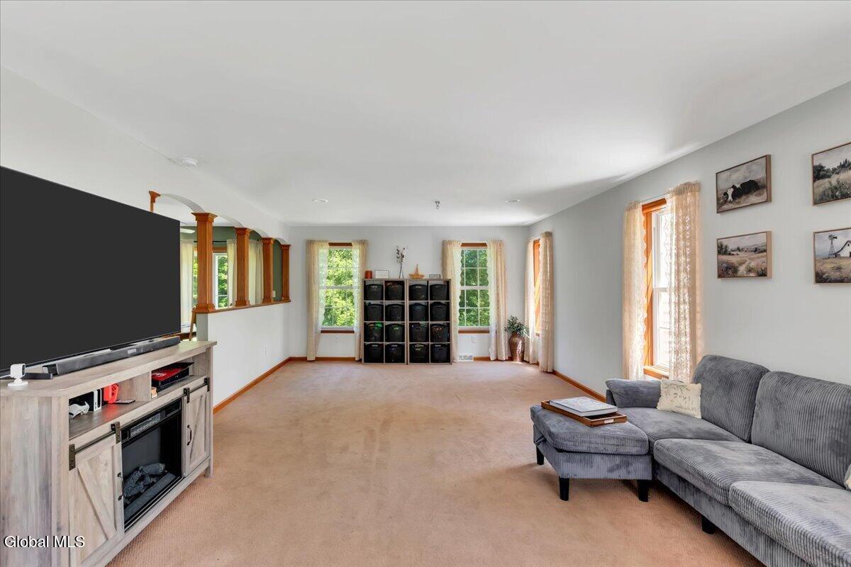 1033 Old Schaghticoke Road Schaghticoke NY 12154
