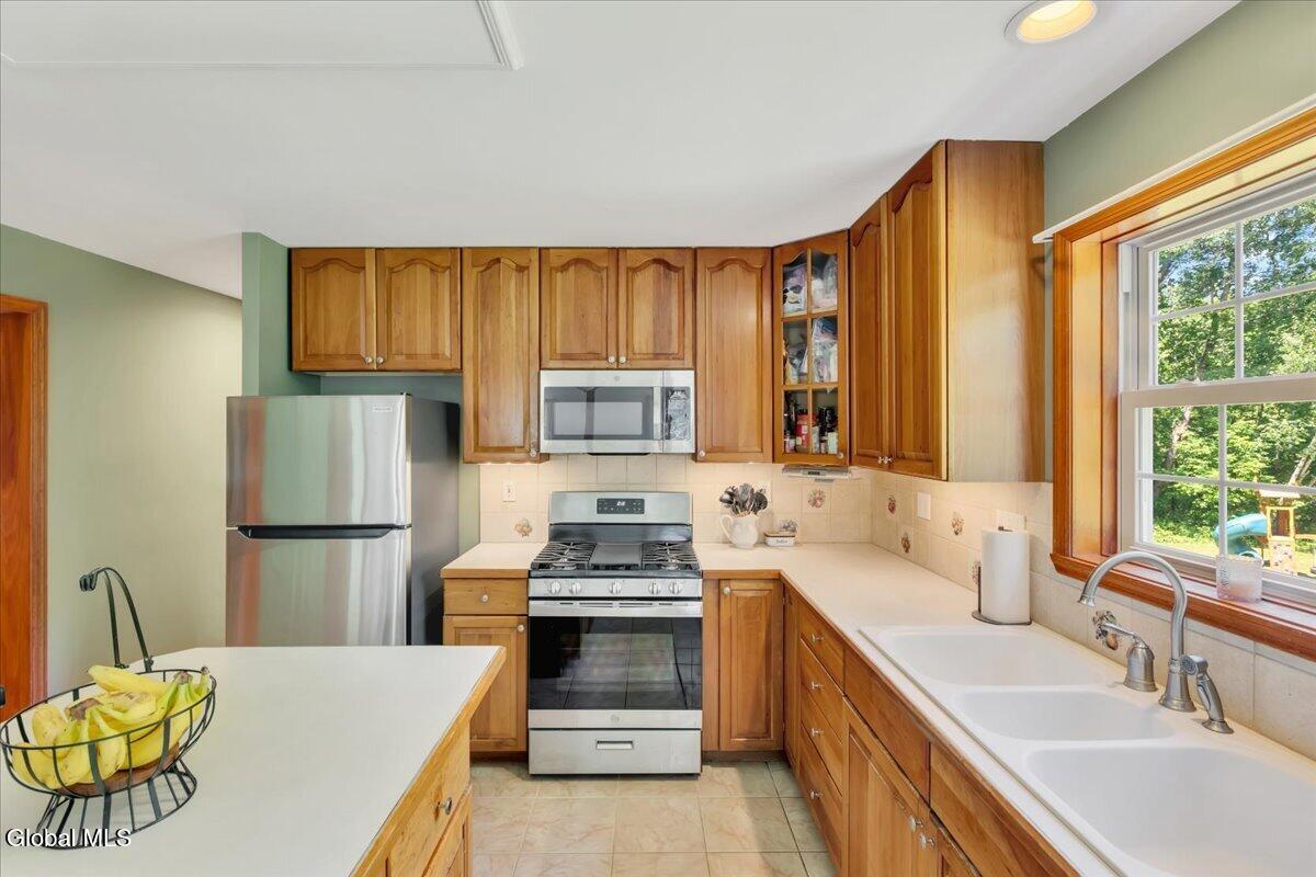 1033 Old Schaghticoke Road Schaghticoke NY 12154