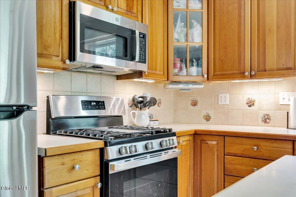1033 Old Schaghticoke Road Schaghticoke NY 12154