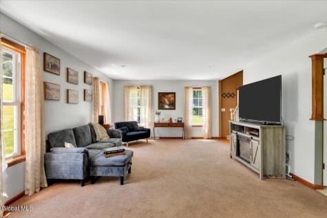 1033 Old Schaghticoke Road Schaghticoke NY 12154