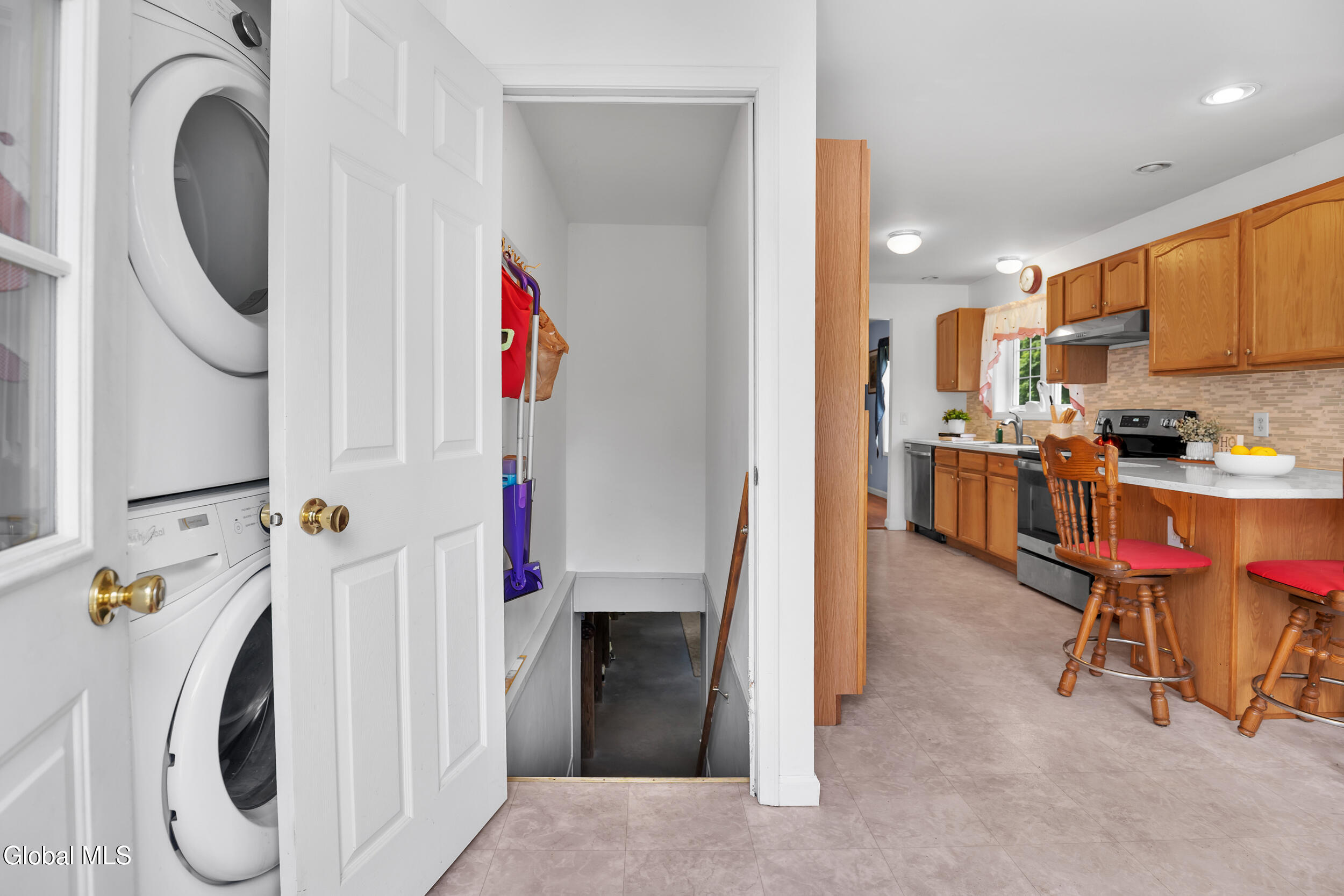 31 Oak Street Hoosick Falls NY 12090