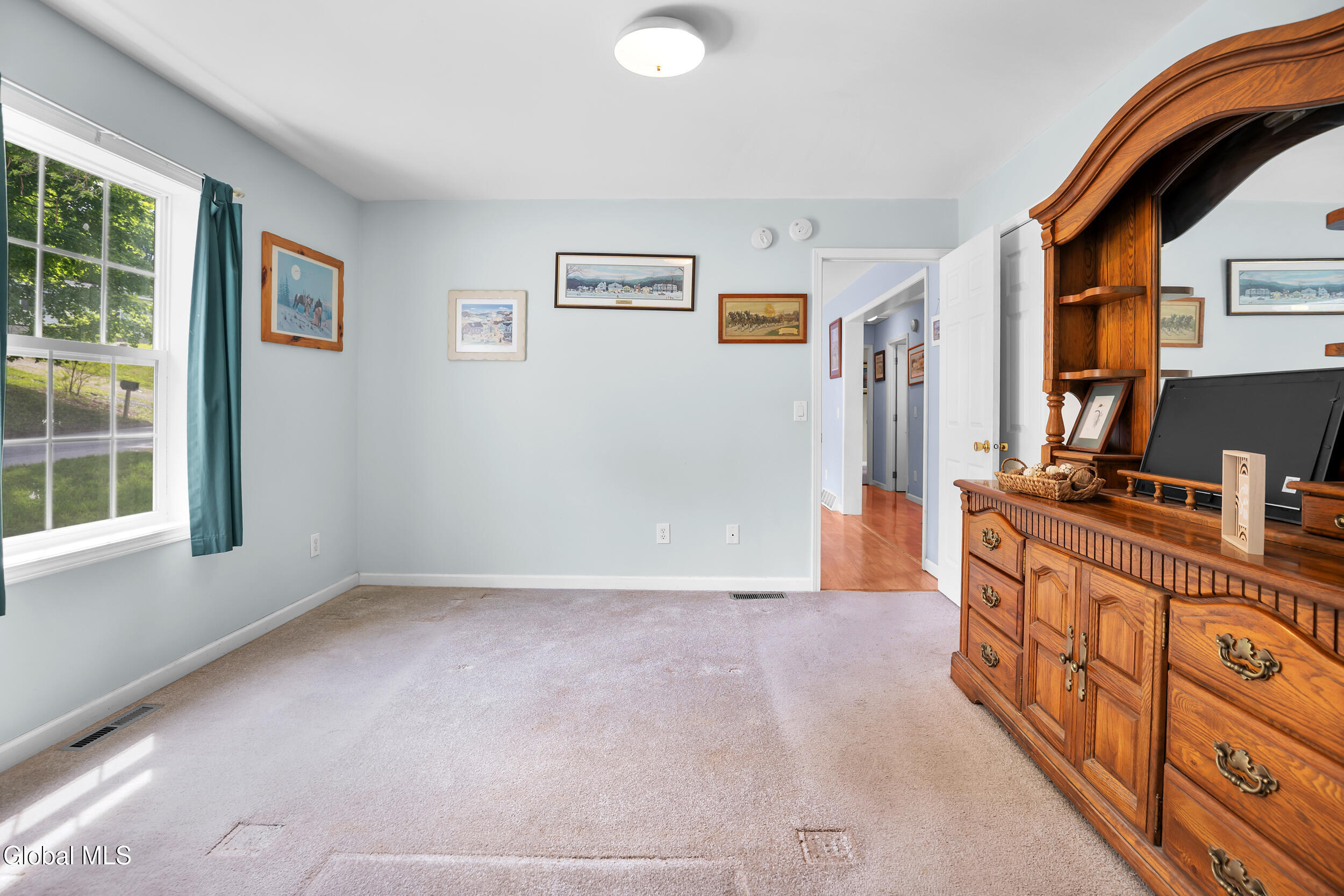 31 Oak Street Hoosick Falls NY 12090
