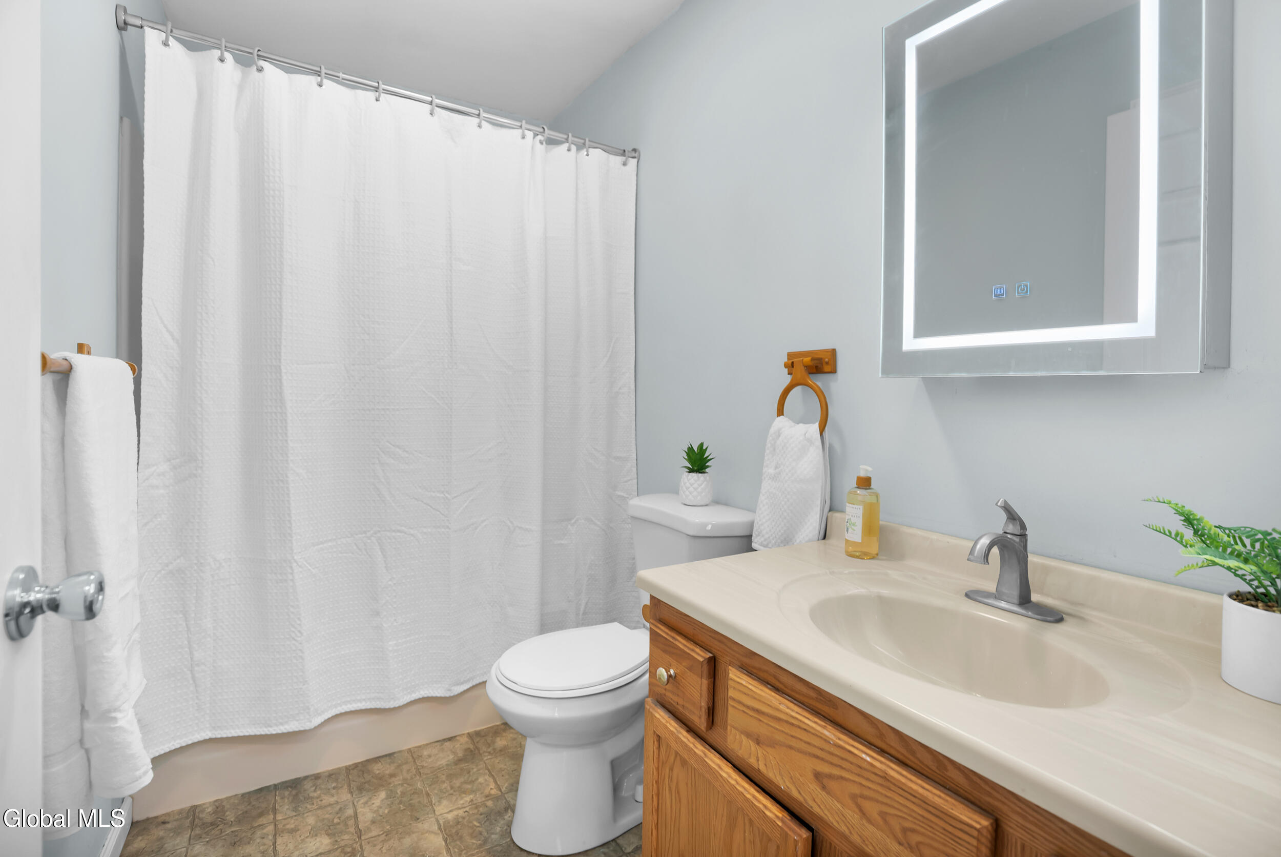 31 Oak Street Hoosick Falls NY 12090
